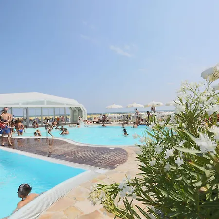 King - Azzurro Club Hotel