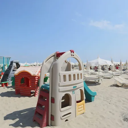Hotel King - Azzurro Club Milano Marittima