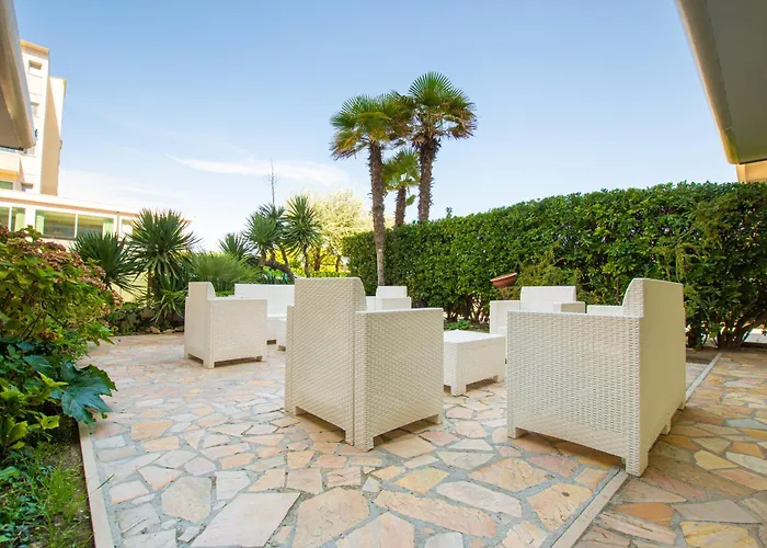 King - Azzurro Club 3*