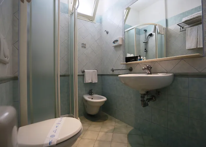 King - Azzurro Club 米兰马瑞提那