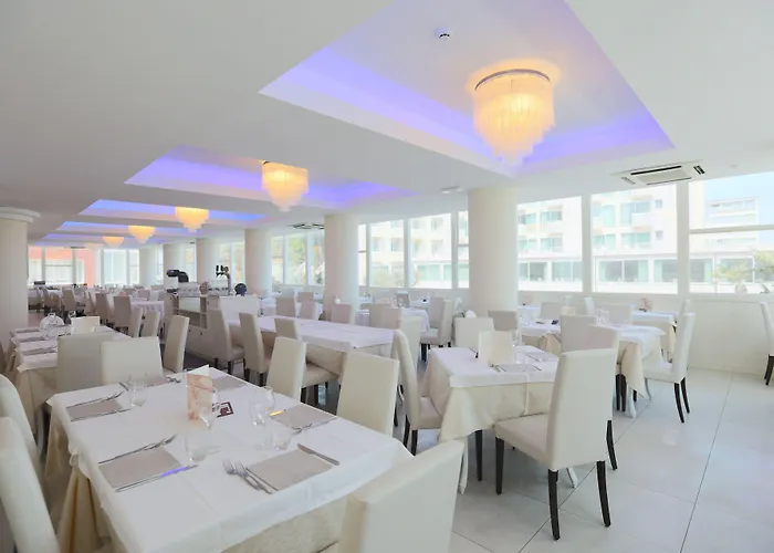 酒店 King - Azzurro Club 米兰马瑞提那