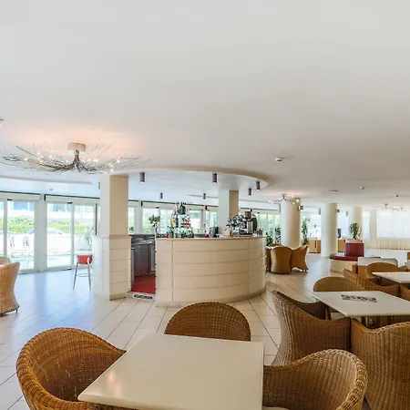 King - Azzurro Club 3*