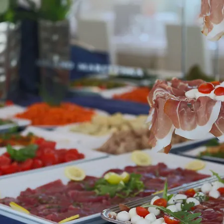 Hotel King - Azzurro Club