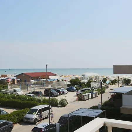 Hotel King - Azzurro Club