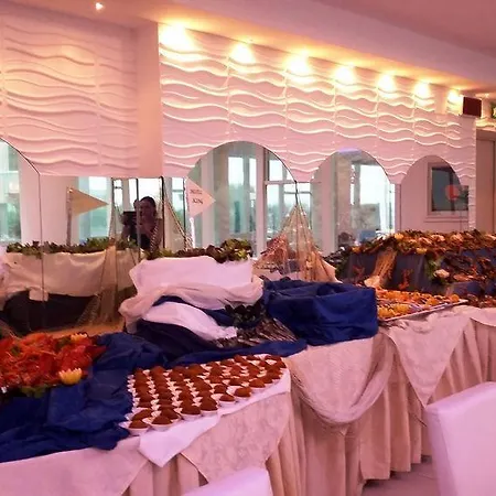 King - Azzurro Club ホテル 3*