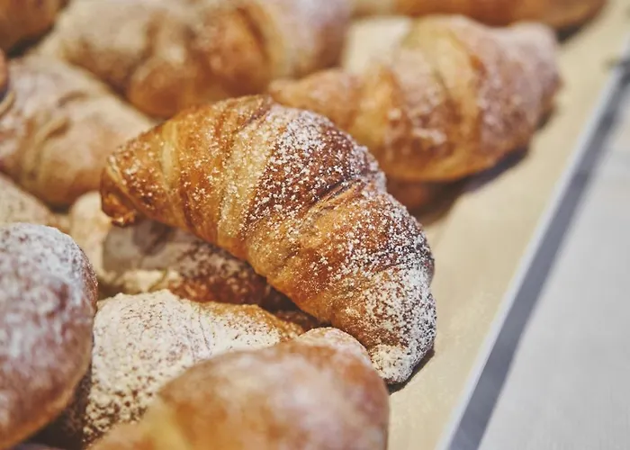 King - Azzurro Club Otel